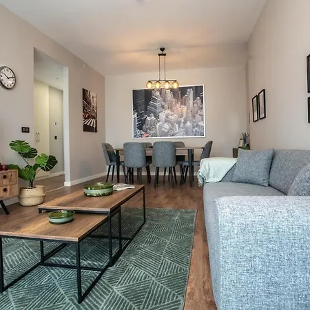 Апартаменты Prime Getaway Luxurious 2br Apt, Perfect *
